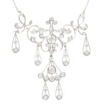 An Edwardian Platinum and Diamond Necklace, 12.80 dwts.