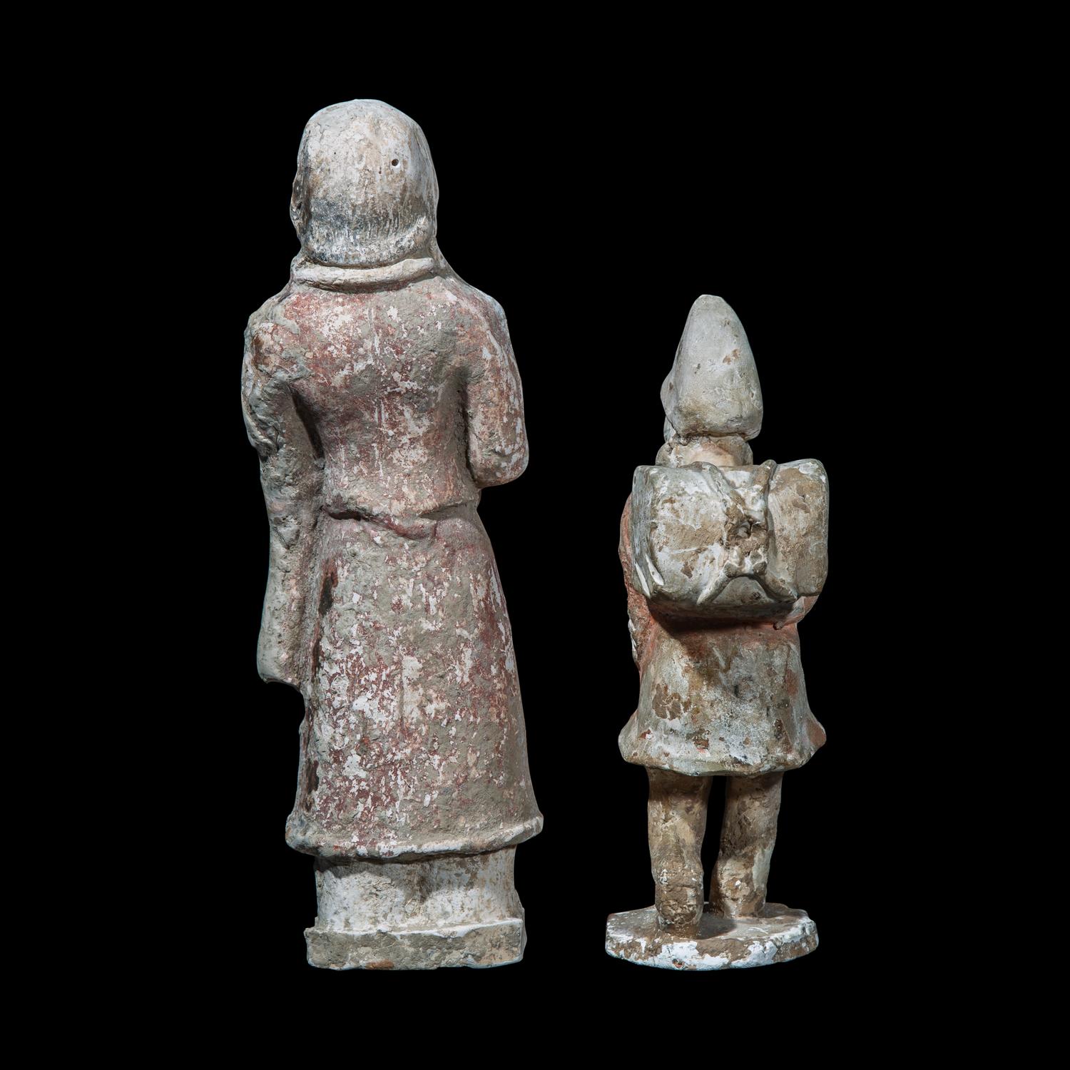 Two Chinese Painted Pottery Figures of Foreigners, Tang Dynasty and Later 唐及以後 陶俑兩件