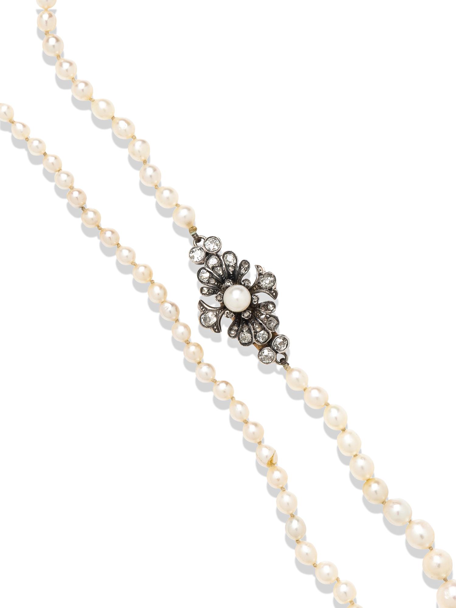 NATURAL AND CULTURED PEARL NECKLACE WITH SILVER-TOPPED GOLD AND DIAMOND CLASP