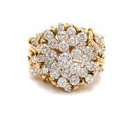 An 18 Karat Bicolor Gold and Diamond Ring, 13.00 dwts.