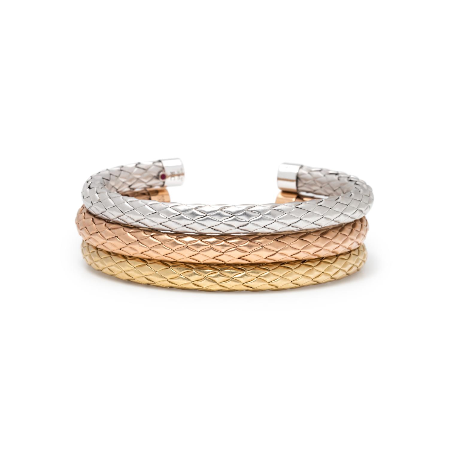 ROBERTO COIN, GOLD CUFF BRACELET SET