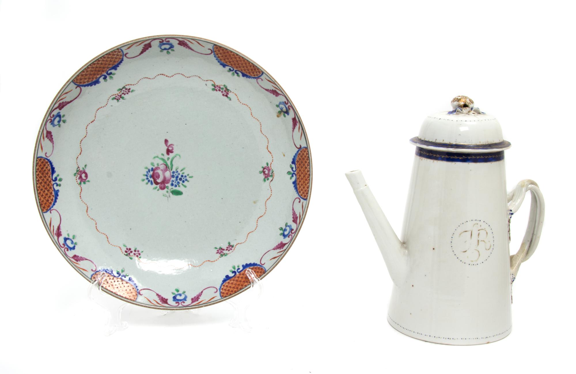 Two Articles of Chinese Export Porcelain Diameter of first 10 7/8 inches.