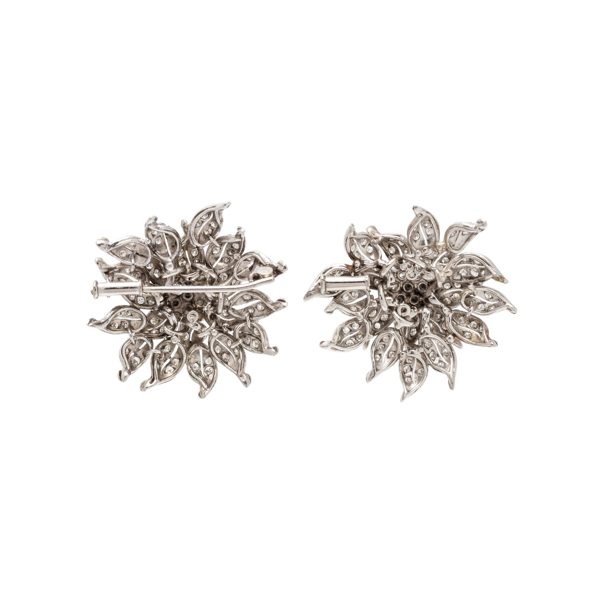 PAIR OF DIAMOND FLOWER BROOCHES