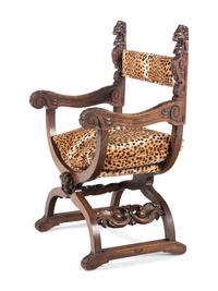 An Italian Baroque Style Walnut Savonarola Chair