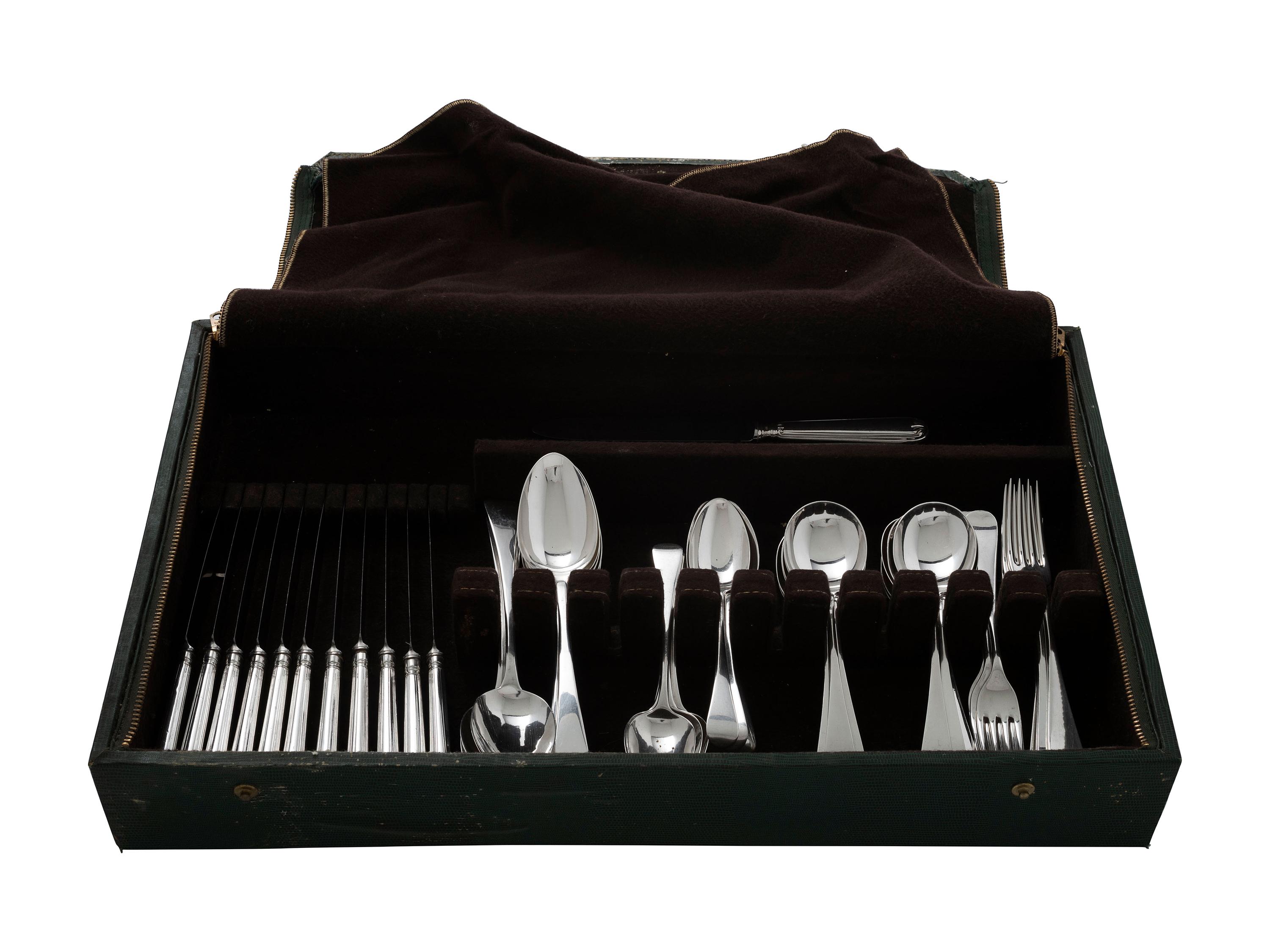 An English Silver Flatware Service