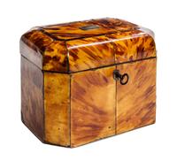 A Regency Tortoise Shell Tea Caddy Diameter 6 3/4 inches. — EARLY 19TH CENTURY