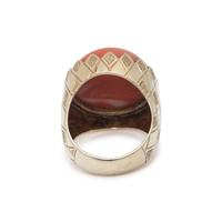 CORAL AND YELLOW GOLD RING
