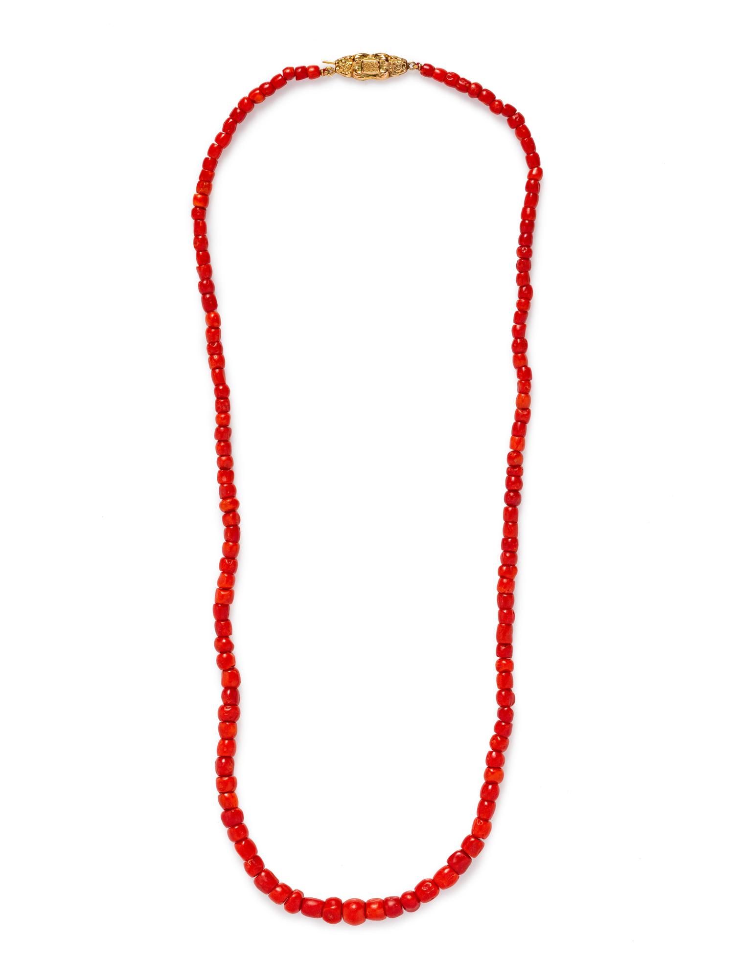 A Yellow Gold and Coral Bead Necklace,