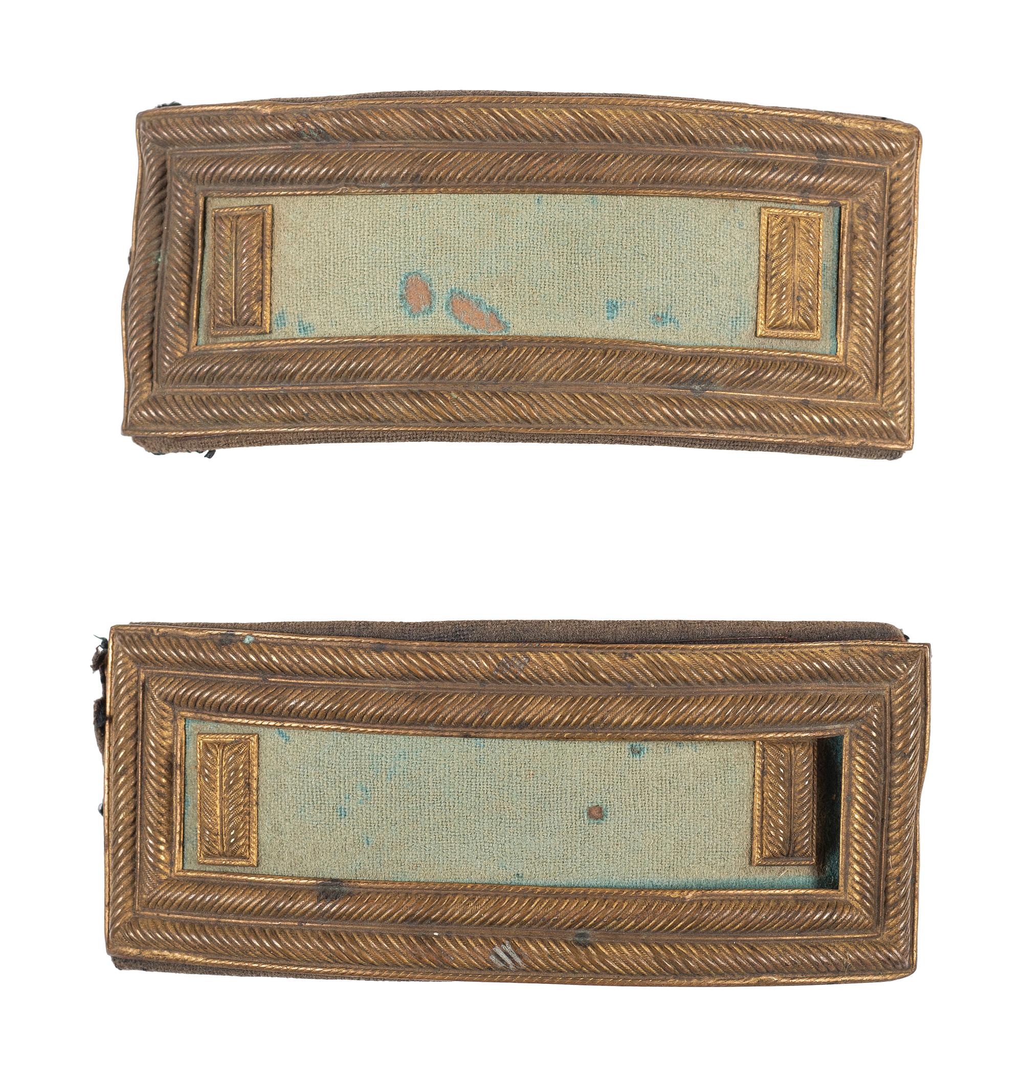 Civil War Smith Patent first lieutenant of infantry shoulder straps.