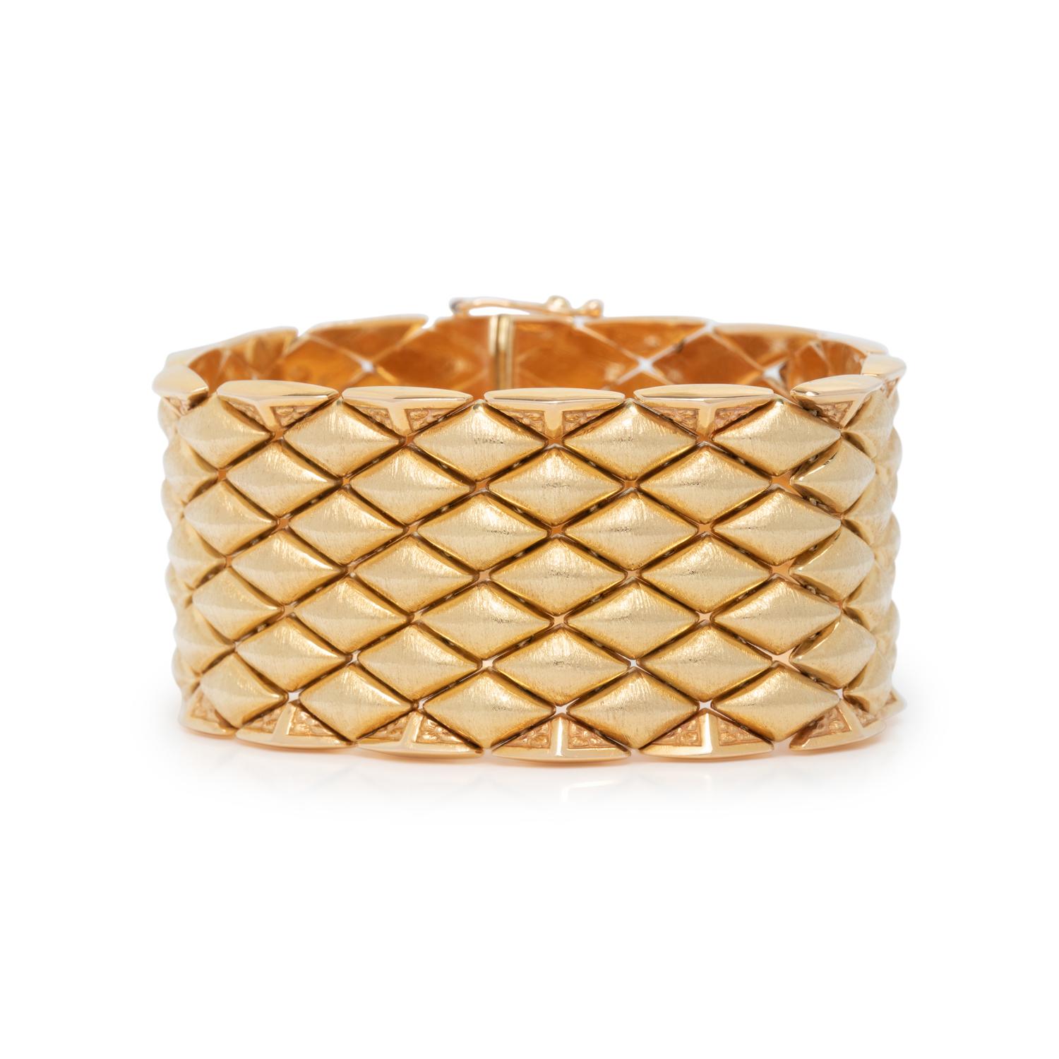 YELLOW GOLD BRACELET