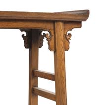 A Chinese Hardwood, Probably Yumu, Recessed-Leg Table, Qiaotou'an, 19th Century 清中晚期 榆木翹頭案