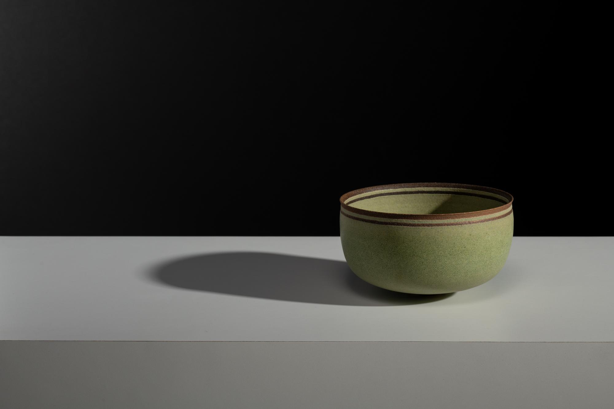 Bowl, 1984