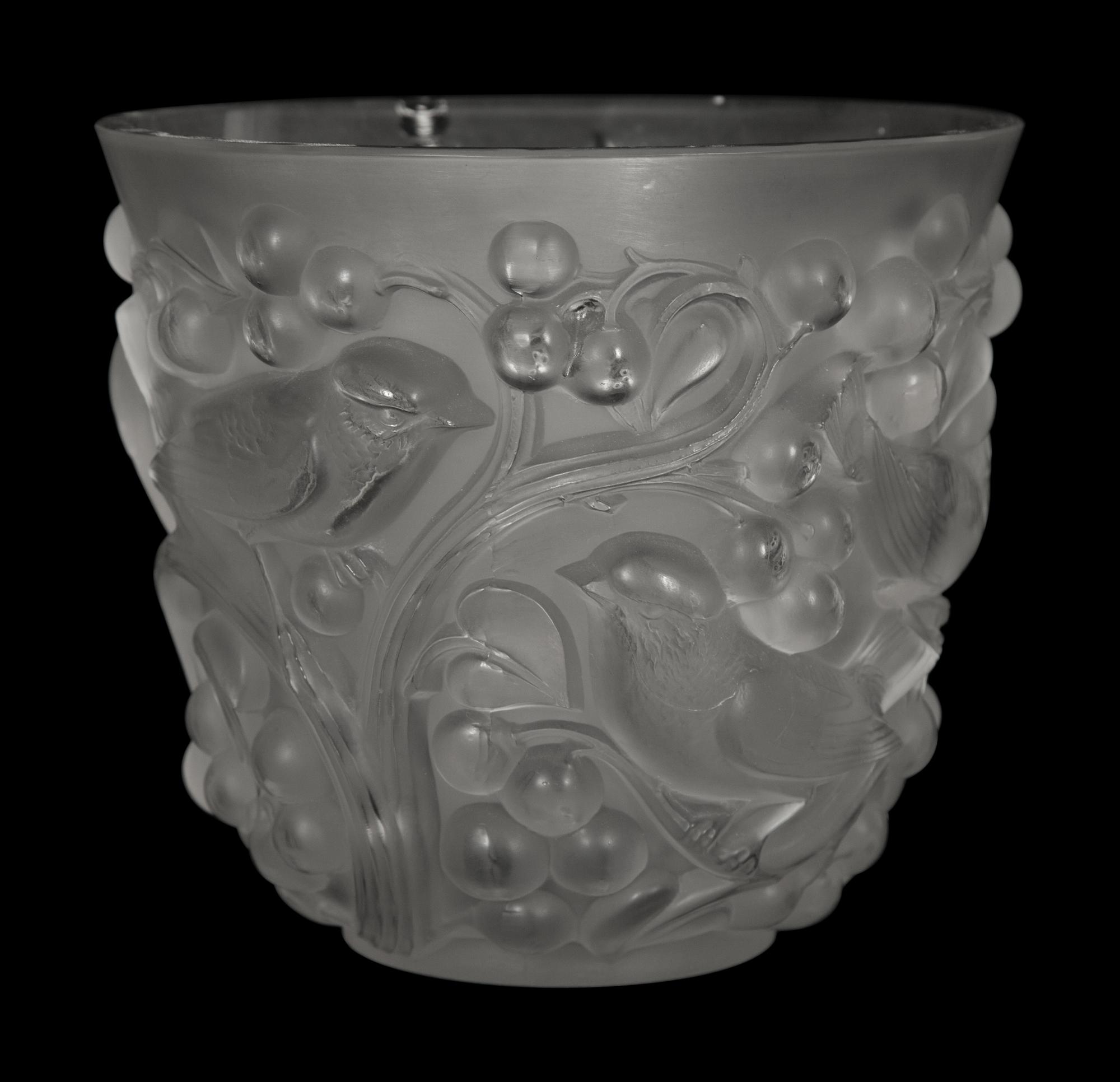 A Lalique Avalon Vase