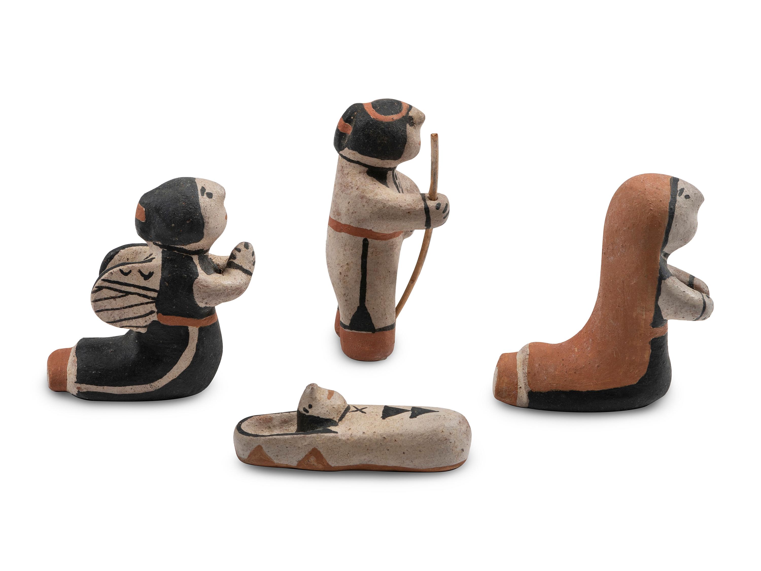 Nacimiento Pottery Figures