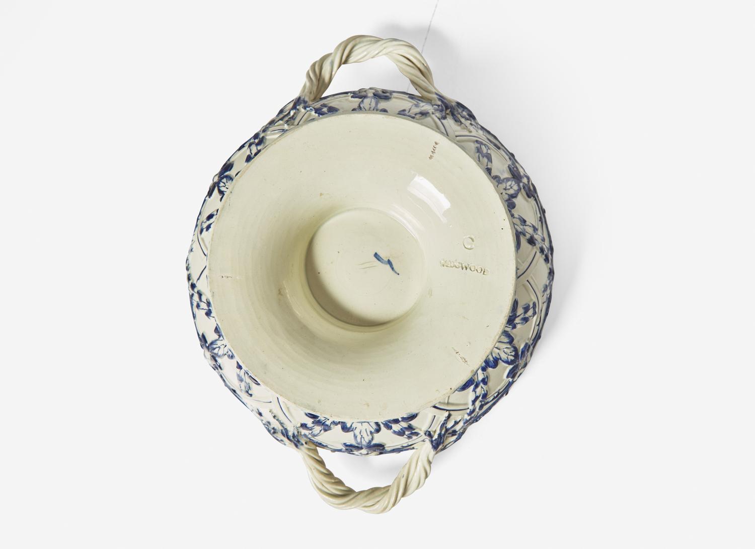A Wedgwood Cobalt Decorated Reticulated Creamware Pot-Pourri