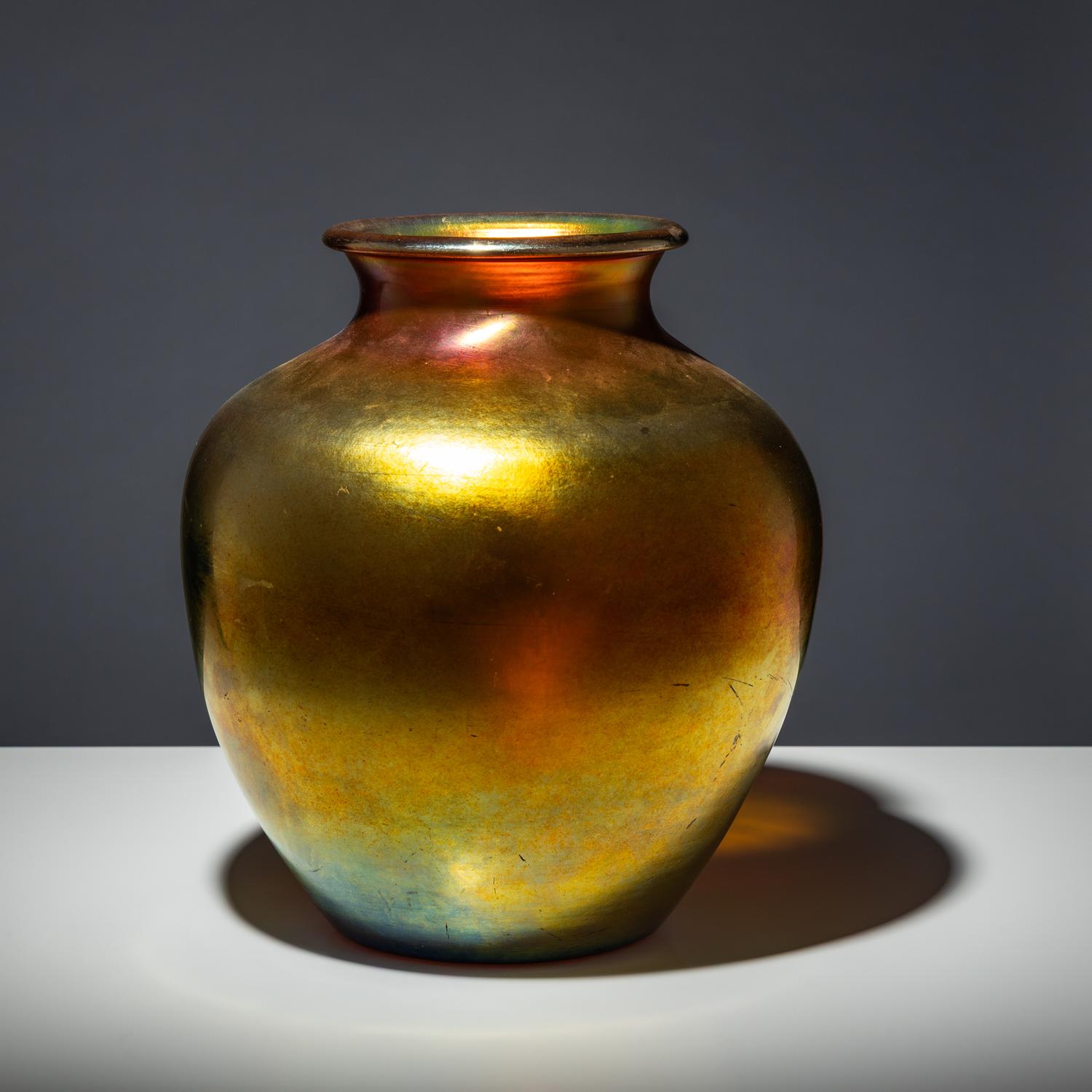 Aurene vase, c. 1910