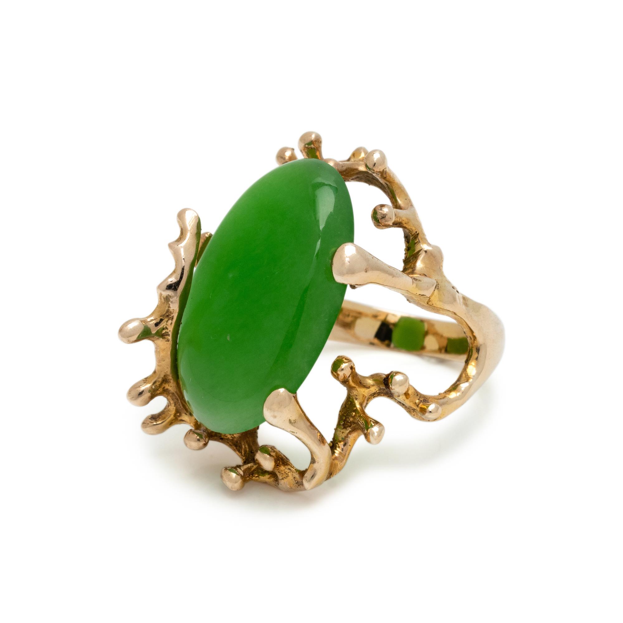 YELLOW GOLD AND JADE RING