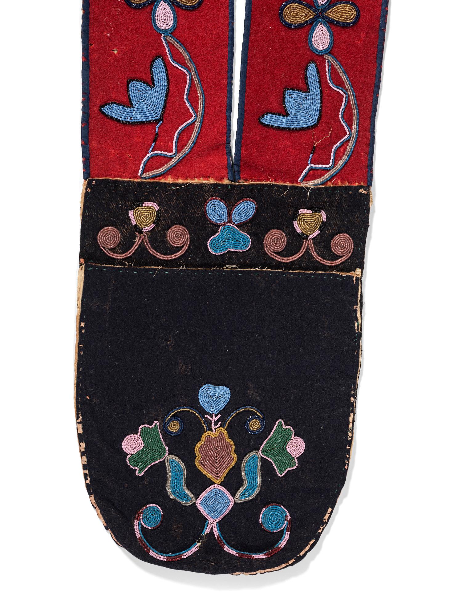 Metis Beaded Shot Pouch