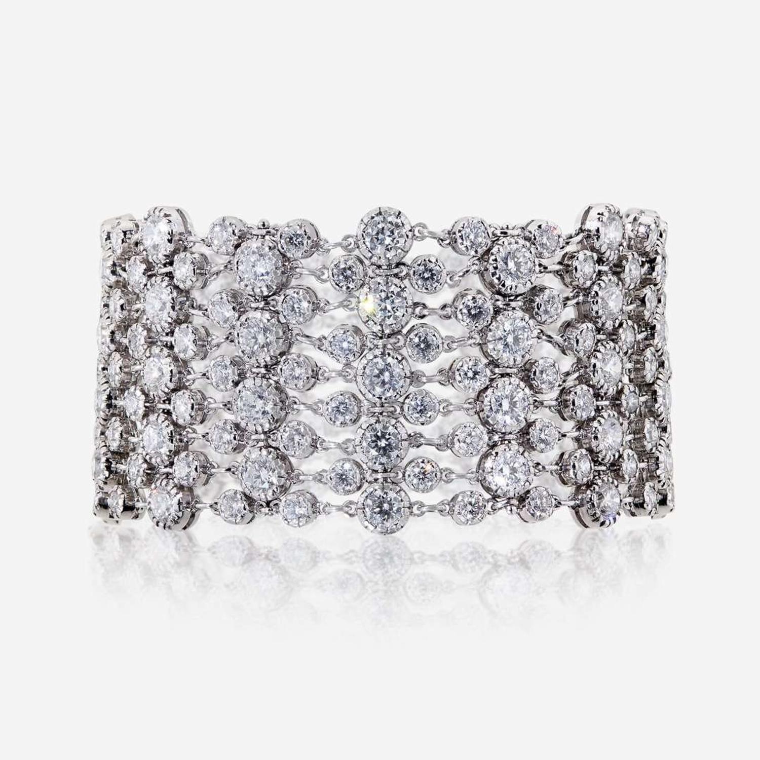 An eighteen karat white gold and diamond bracelet