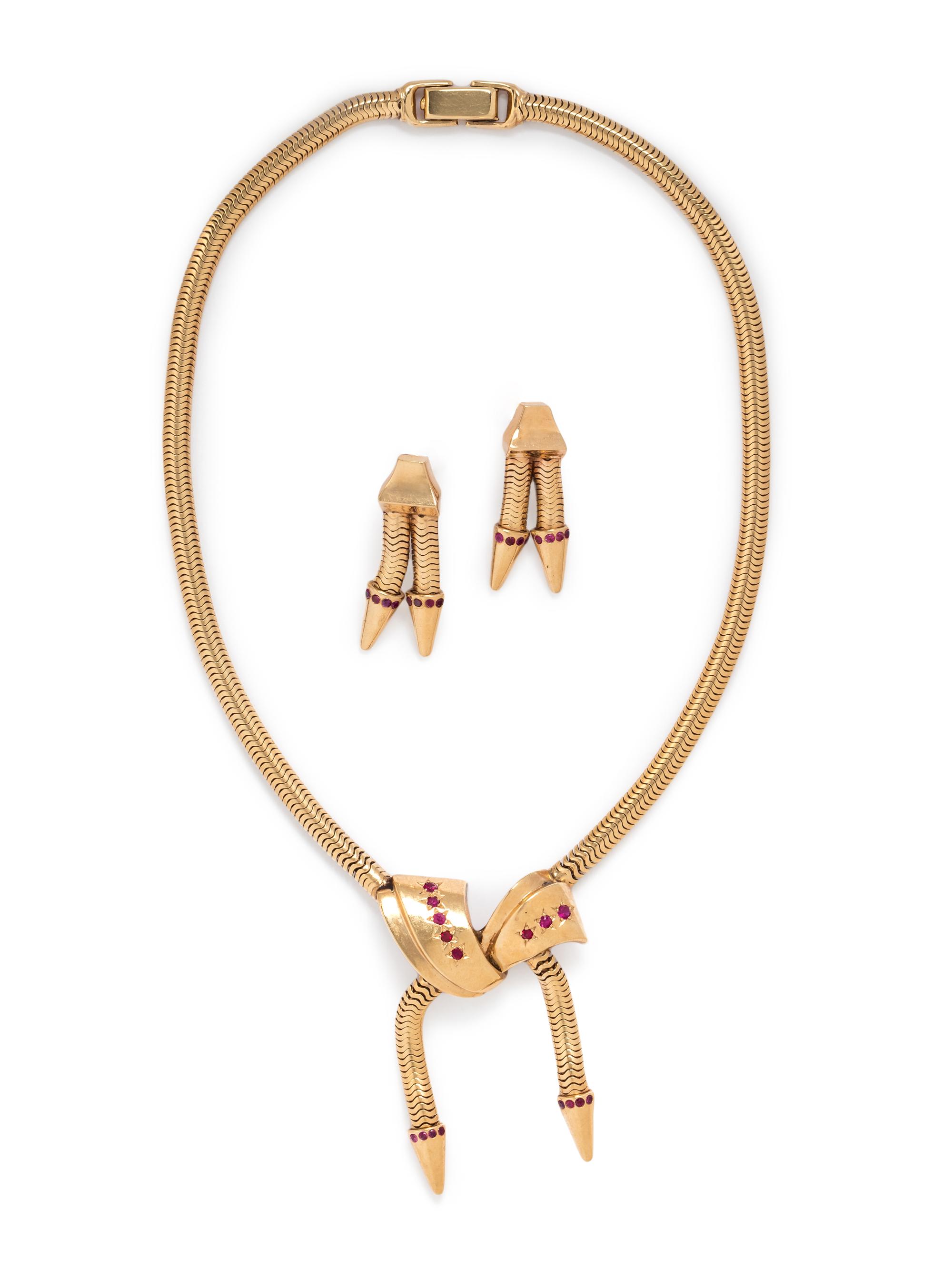 RETRO, YELLOW GOLD AND SYNTHETIC RUBY SET