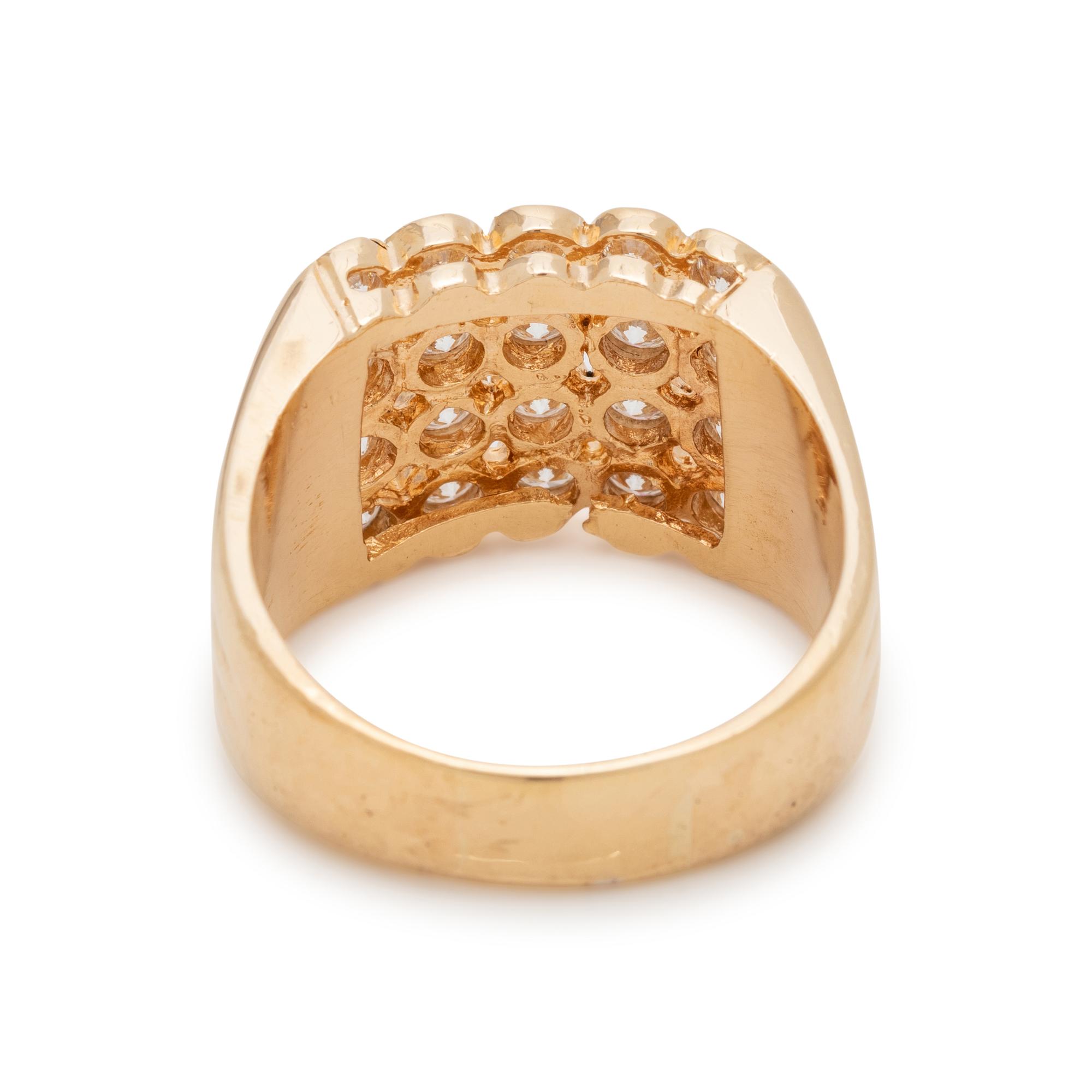 YELLOW GOLD AND DIAMOND RING