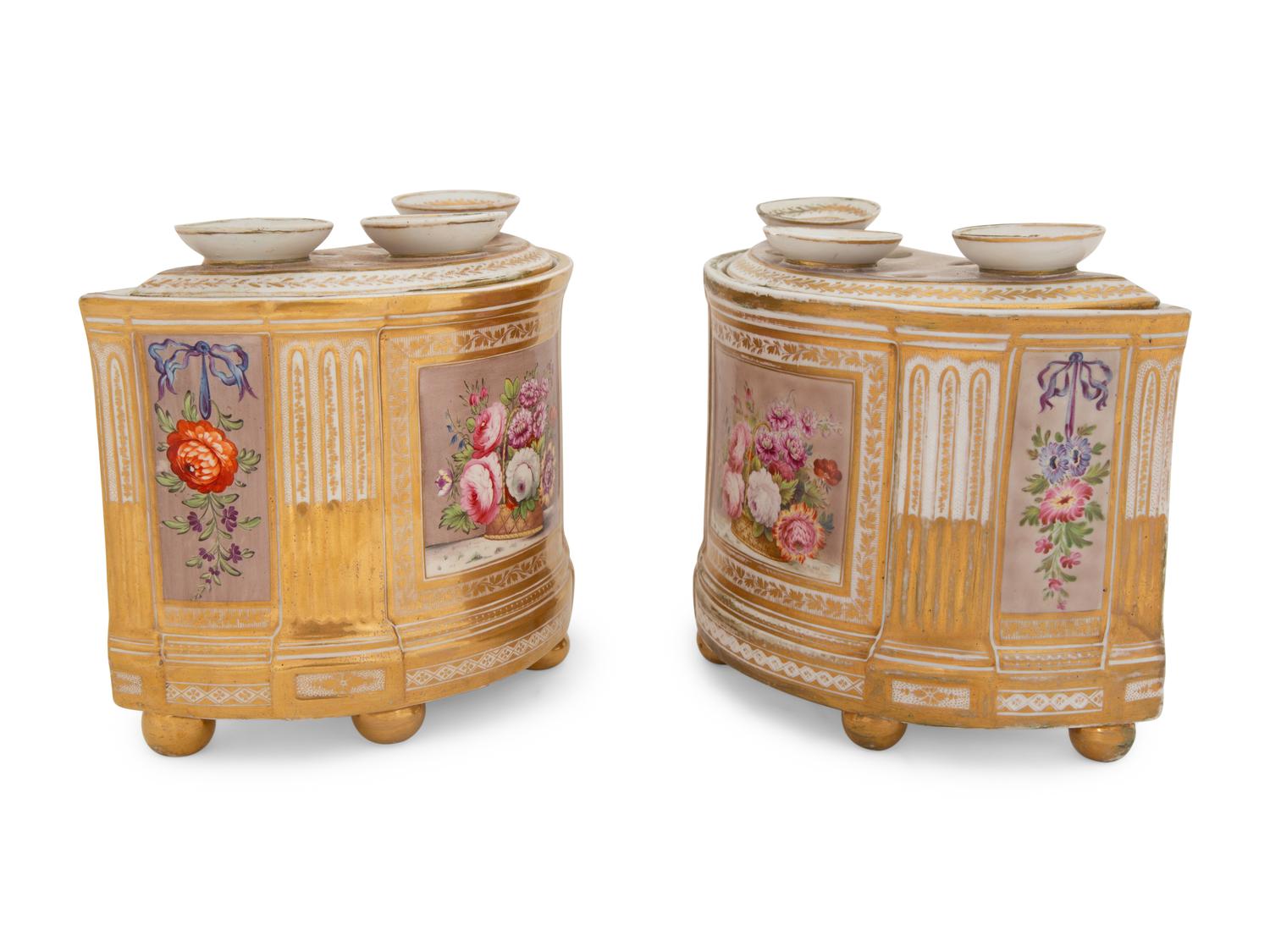 A Pair of English Porcelain Bough Pots and Covers