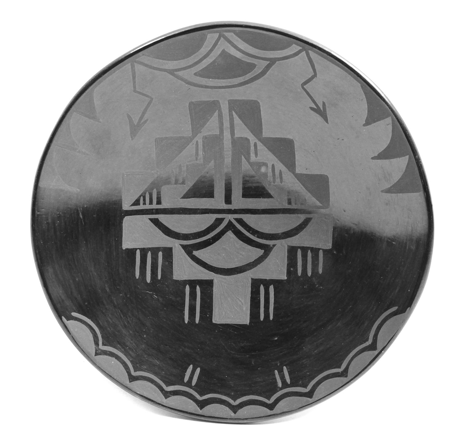 Santa Clara Blackware Plate Diameter 11 3/8 inches