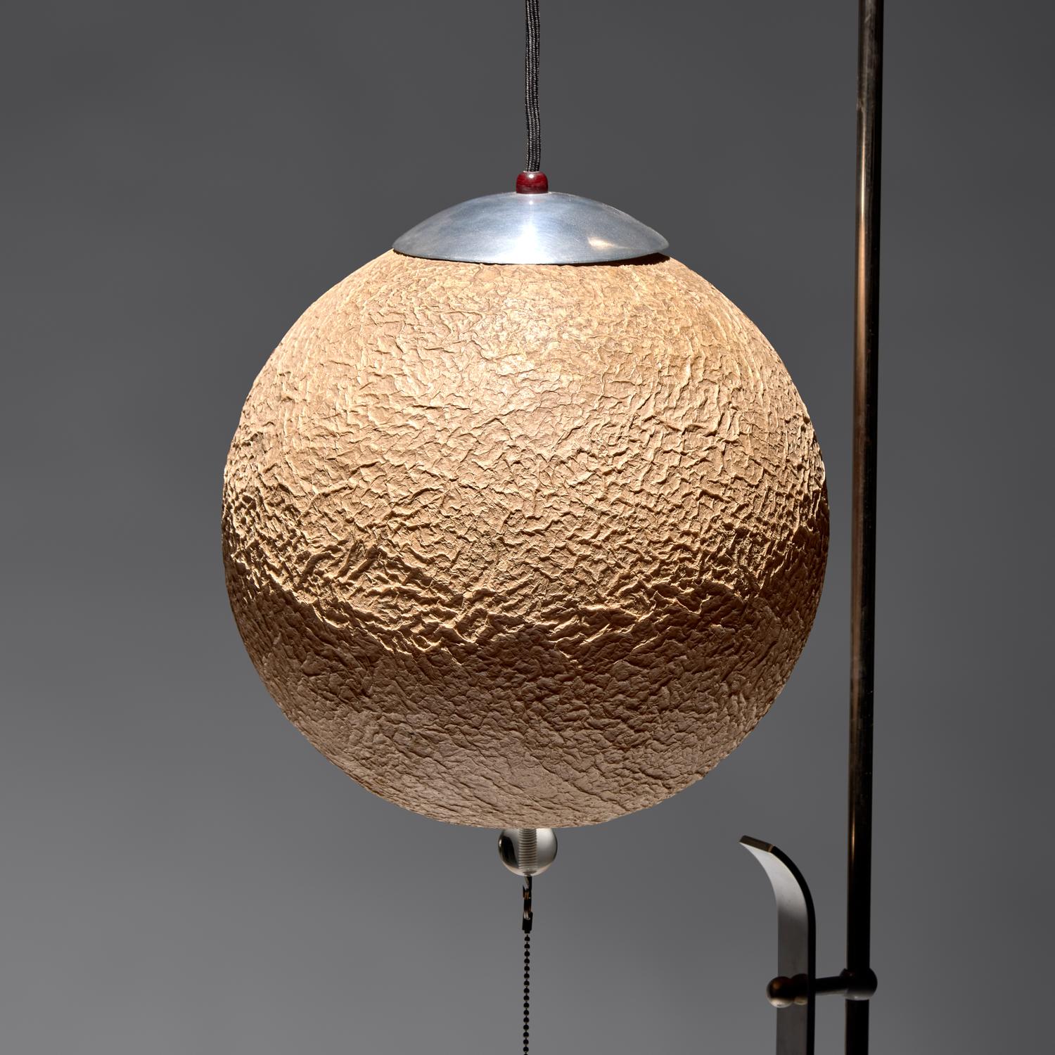 Floor lamp