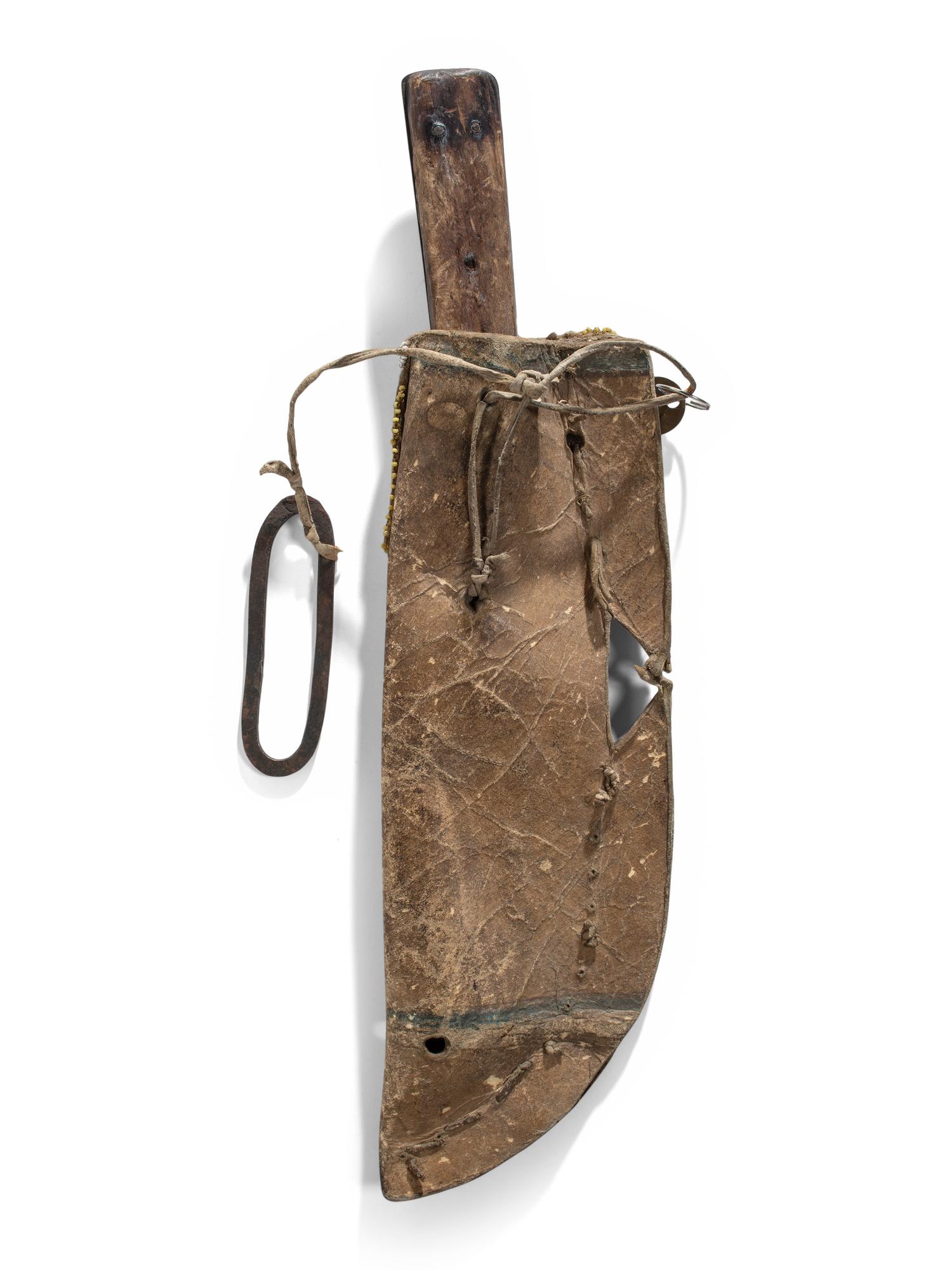 Apsáalooke Beaded Knife Sheath, with Knife and Striker
