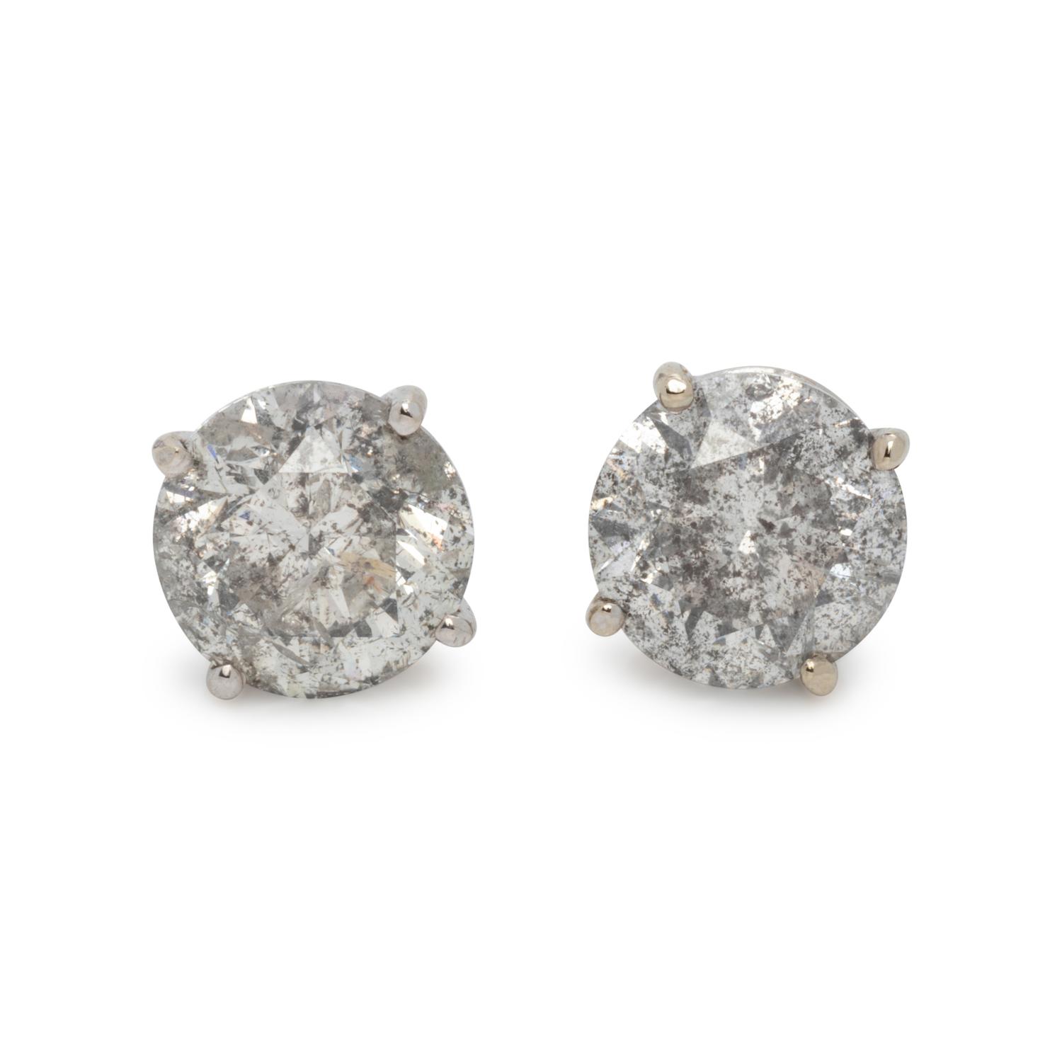 DIAMOND STUD EARRINGS