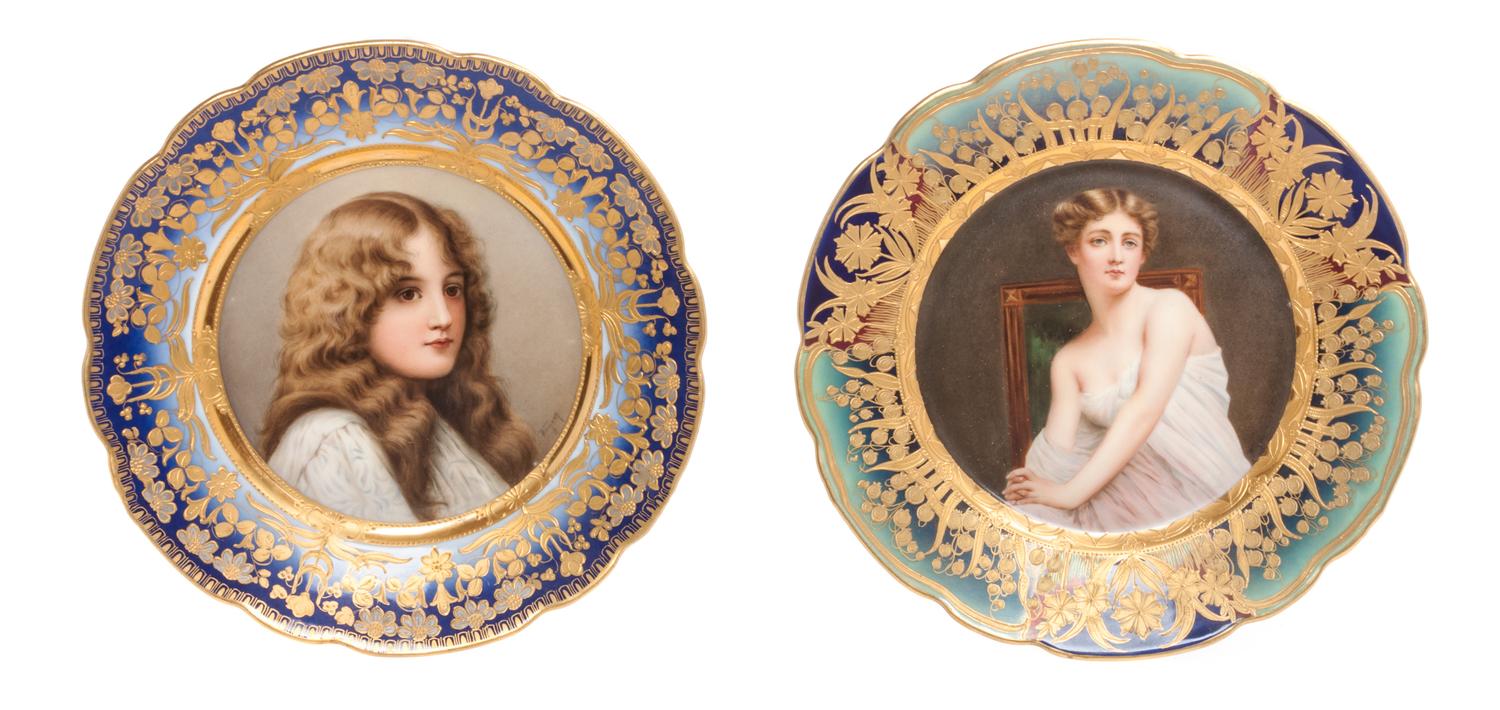 Two Royal Vienna Cabinet Plates Diameter 7 3/4 inches.