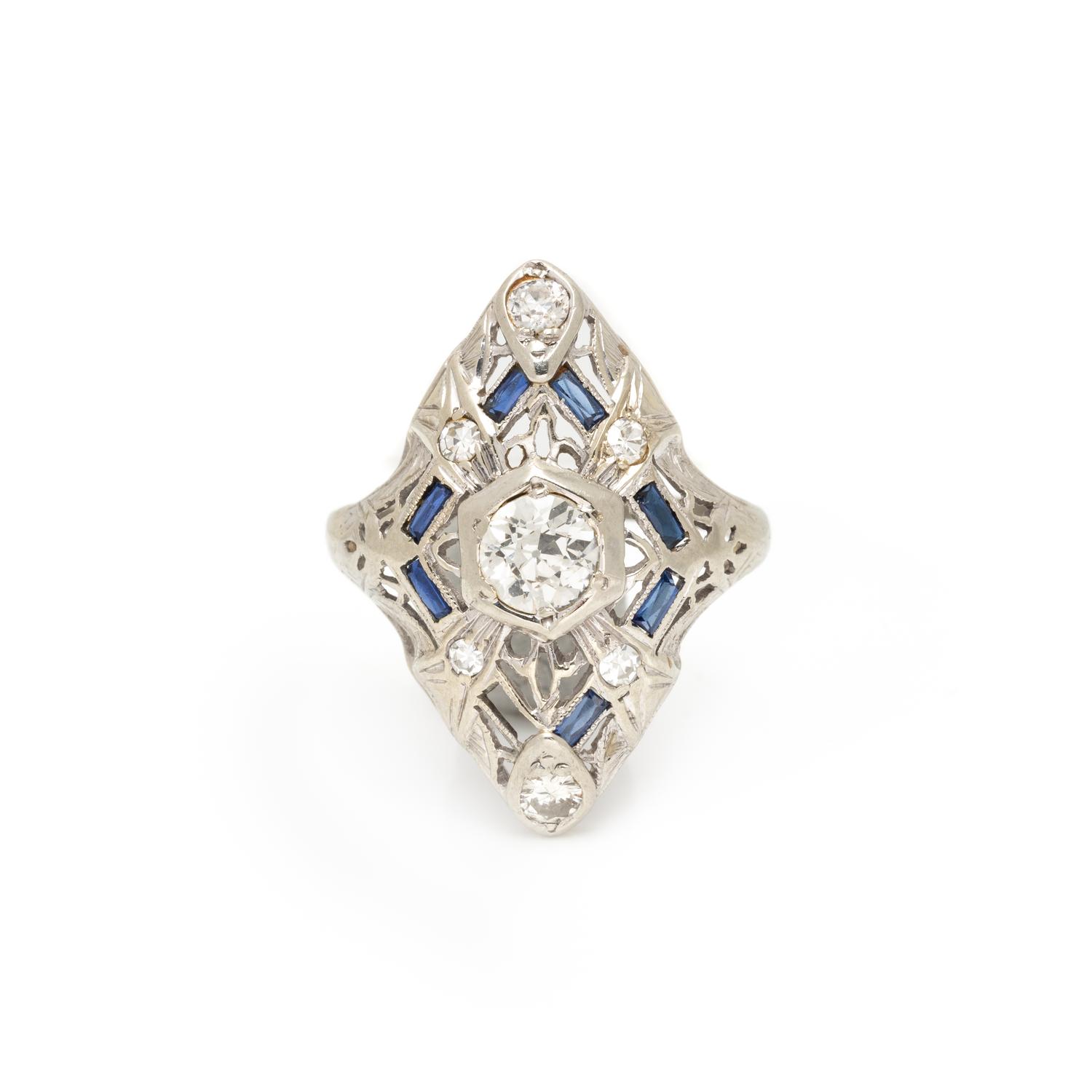 ART DECO, WHITE GOLD AND DIAMOND RING