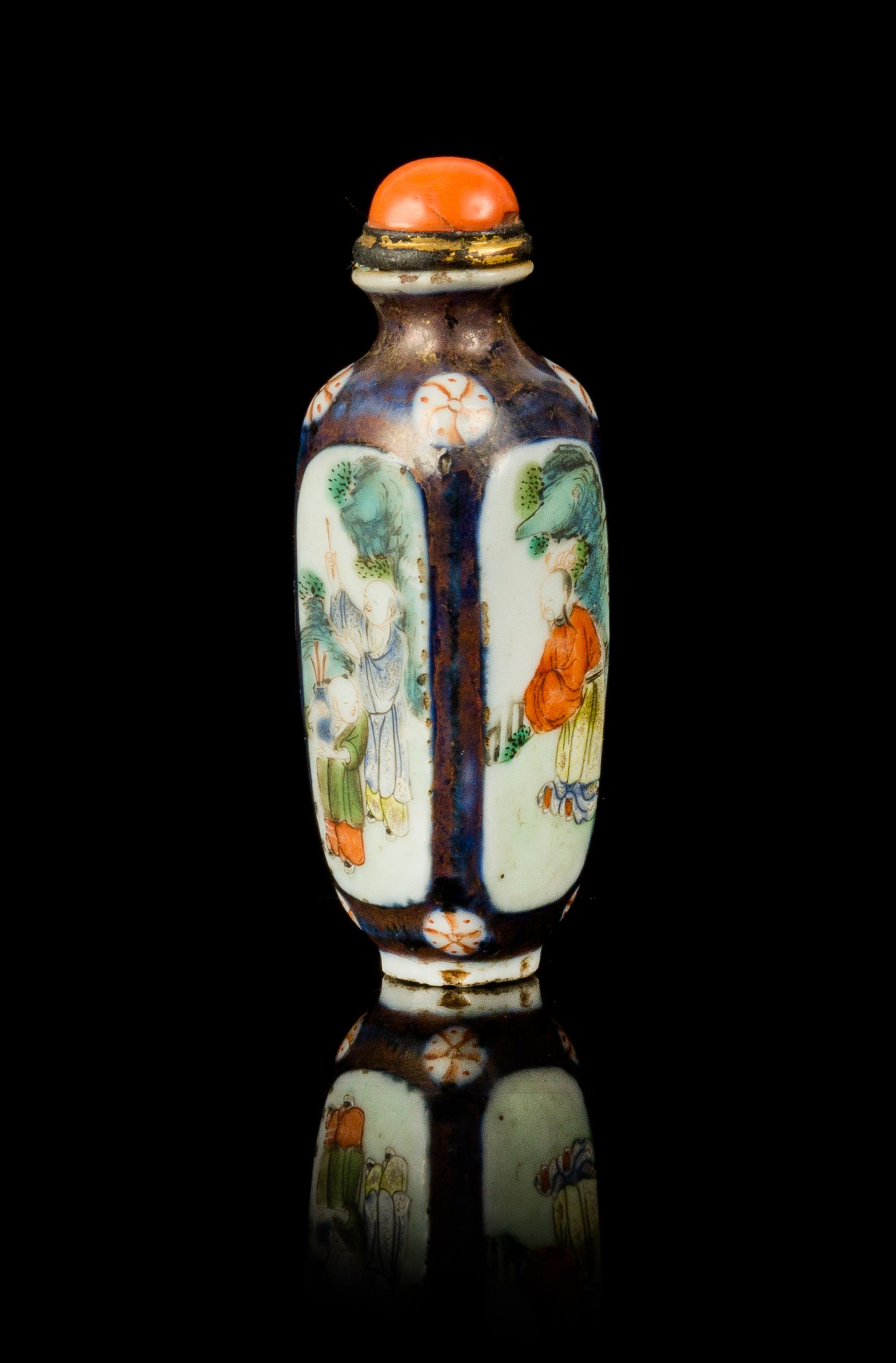 A Famille Rose Porcelain Snuff Bottle Height 3 inches. — JIAQING PERIOD (1796-1820)