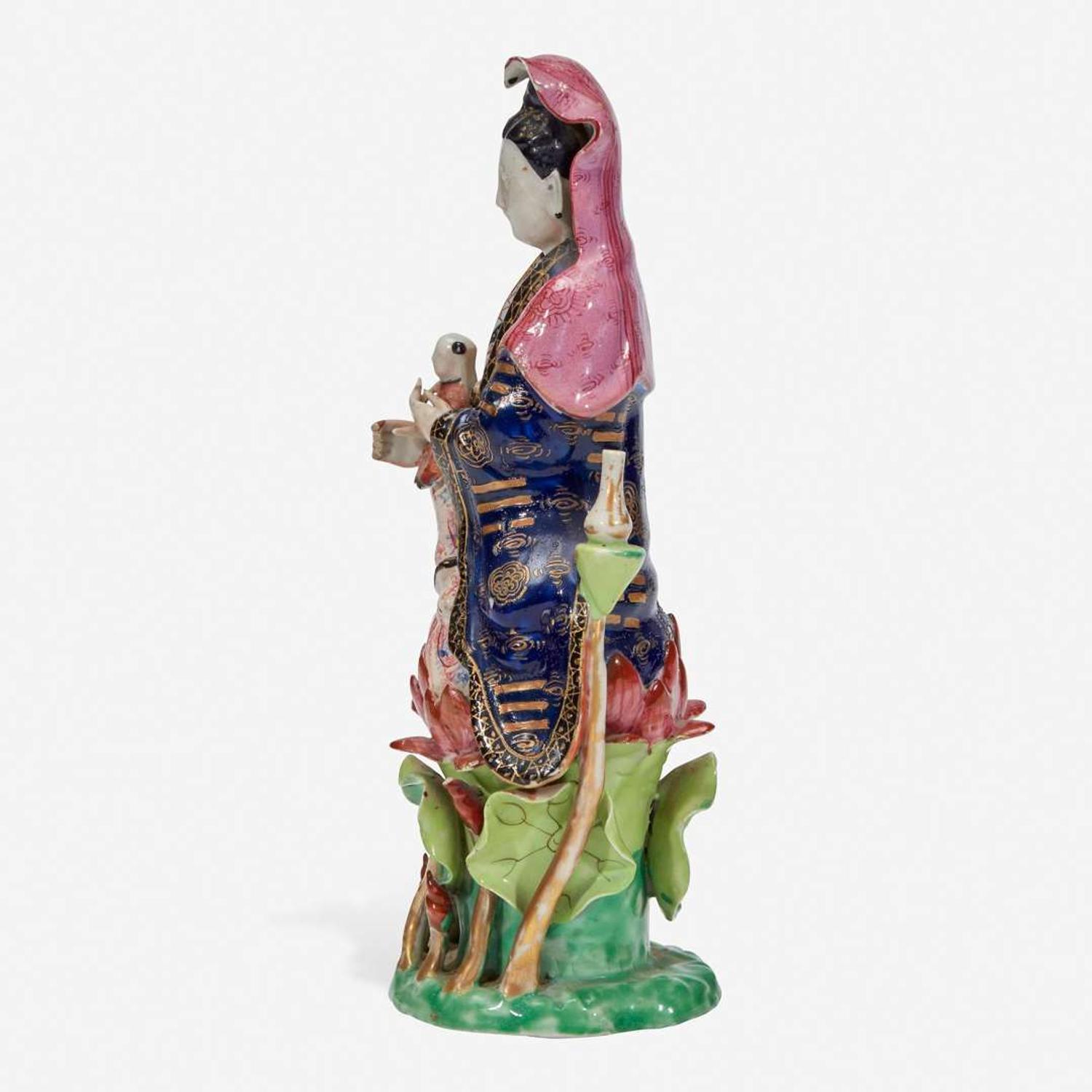 A Chinese export porcelain famille rose-decorated figure of Guanyin and child 粉彩出口瓷观音送子 Qing Dynasty ?