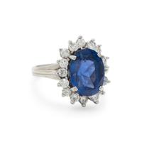 SAPPHIRE AND DIAMOND RING