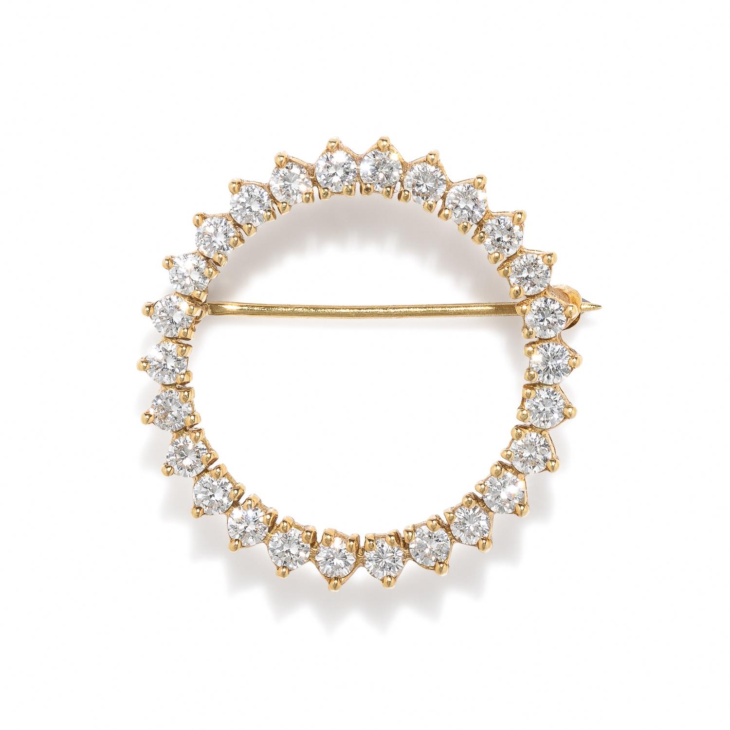 YELLOW GOLD AND DIAMOND CIRCLE BROOCH