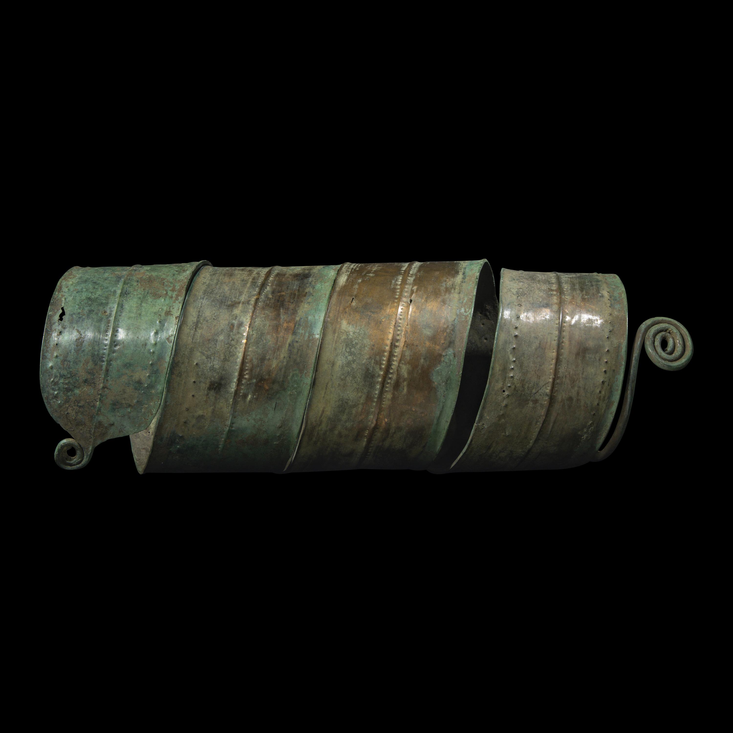 A European Bronze Age Armband
