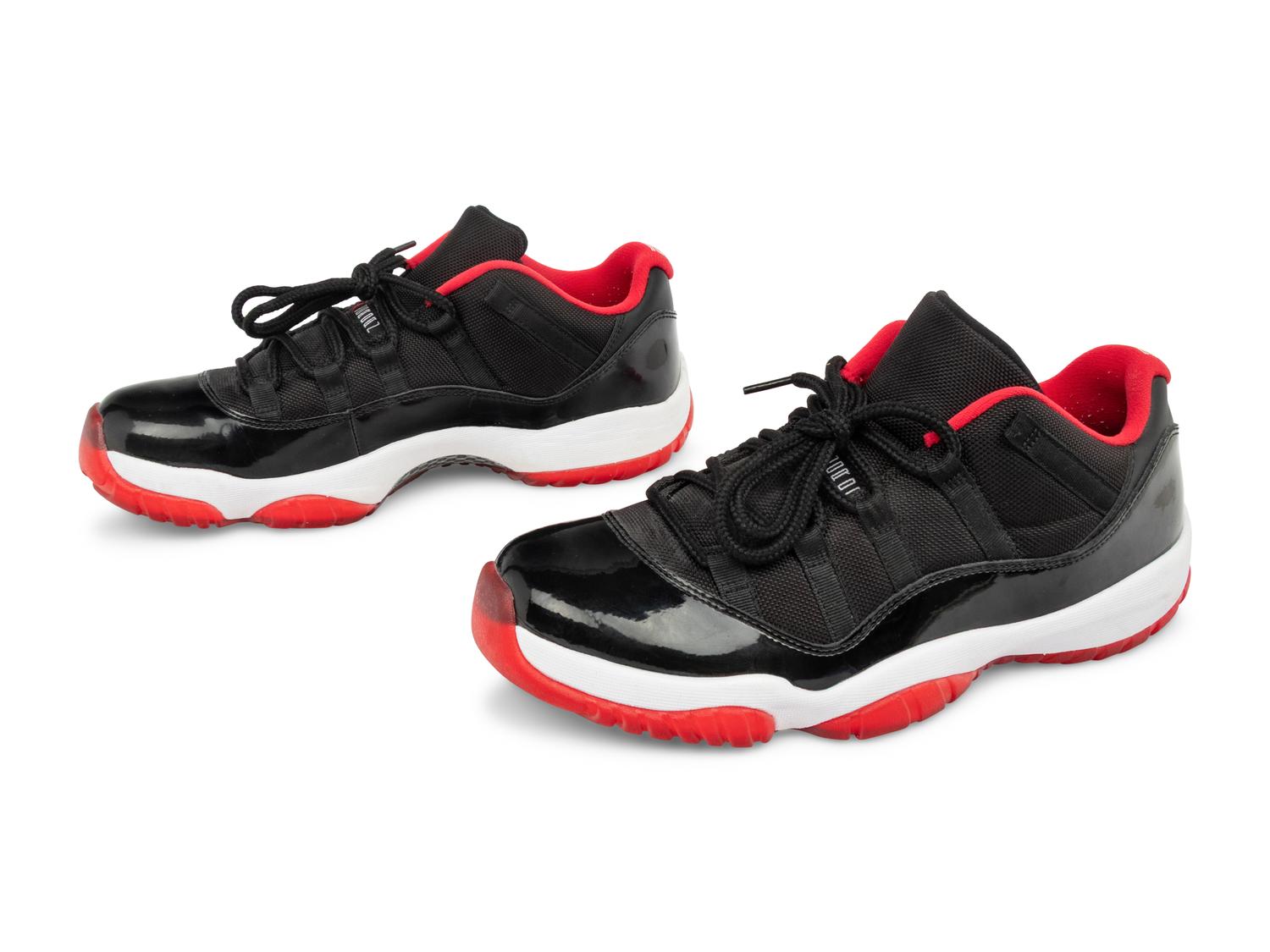Jordan 11 Retro Low Bred
