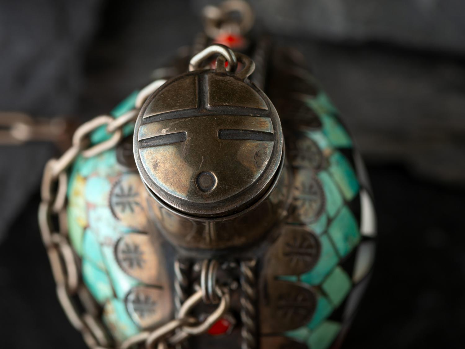 Award Winning Kewa or Zuni Mosaic Inlay Spiny Oster Shell Canteen