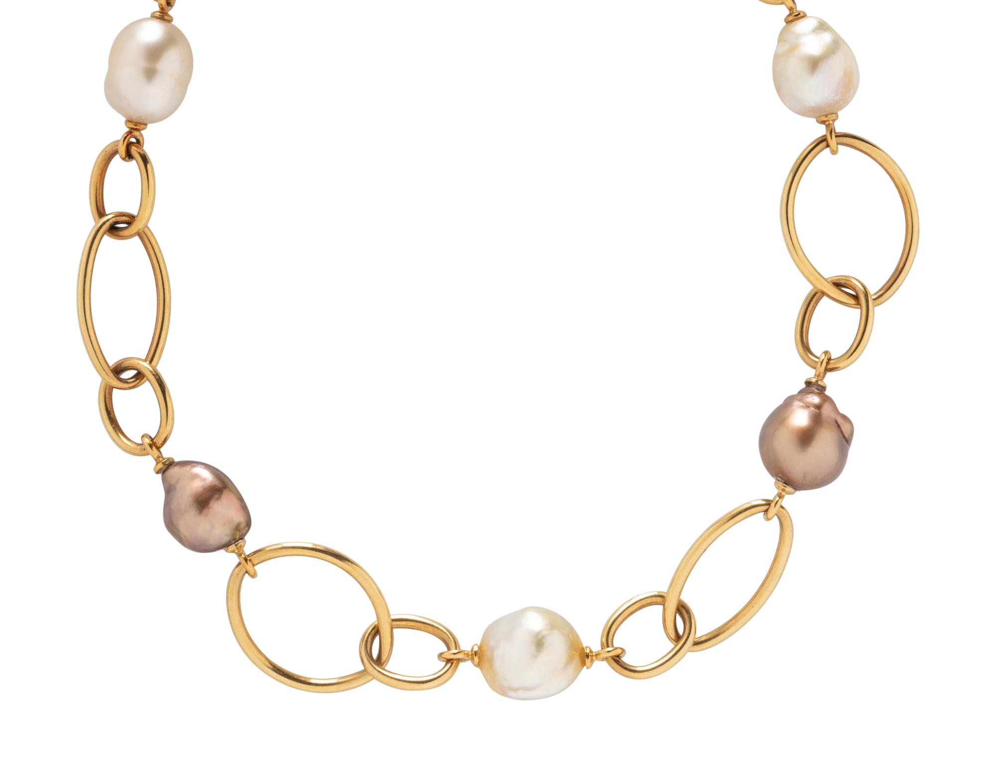 YELLOW GOLD AND BAROQUE PEARL NECKLACE