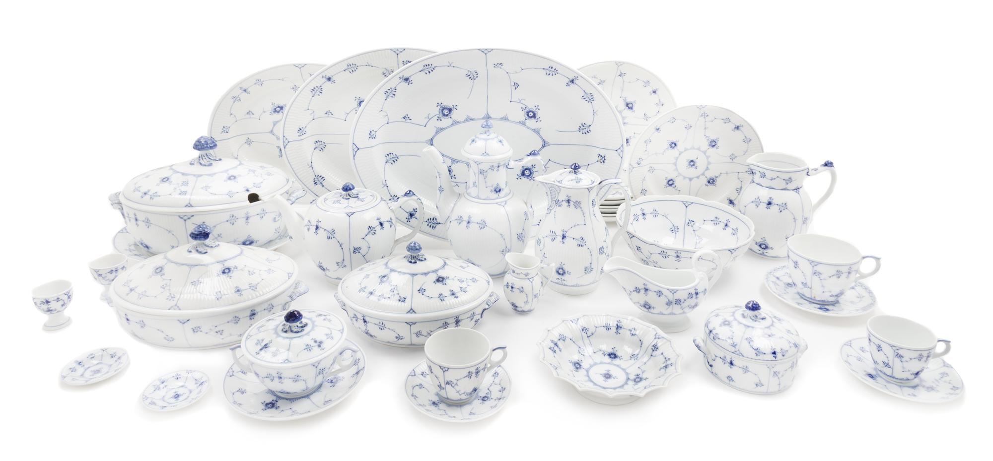 An Assembled Royal Copenhagen Porcelain Dinner and Tea Service Diameter of dinner plates 9 3/4 inches. — 20TH CENTURY