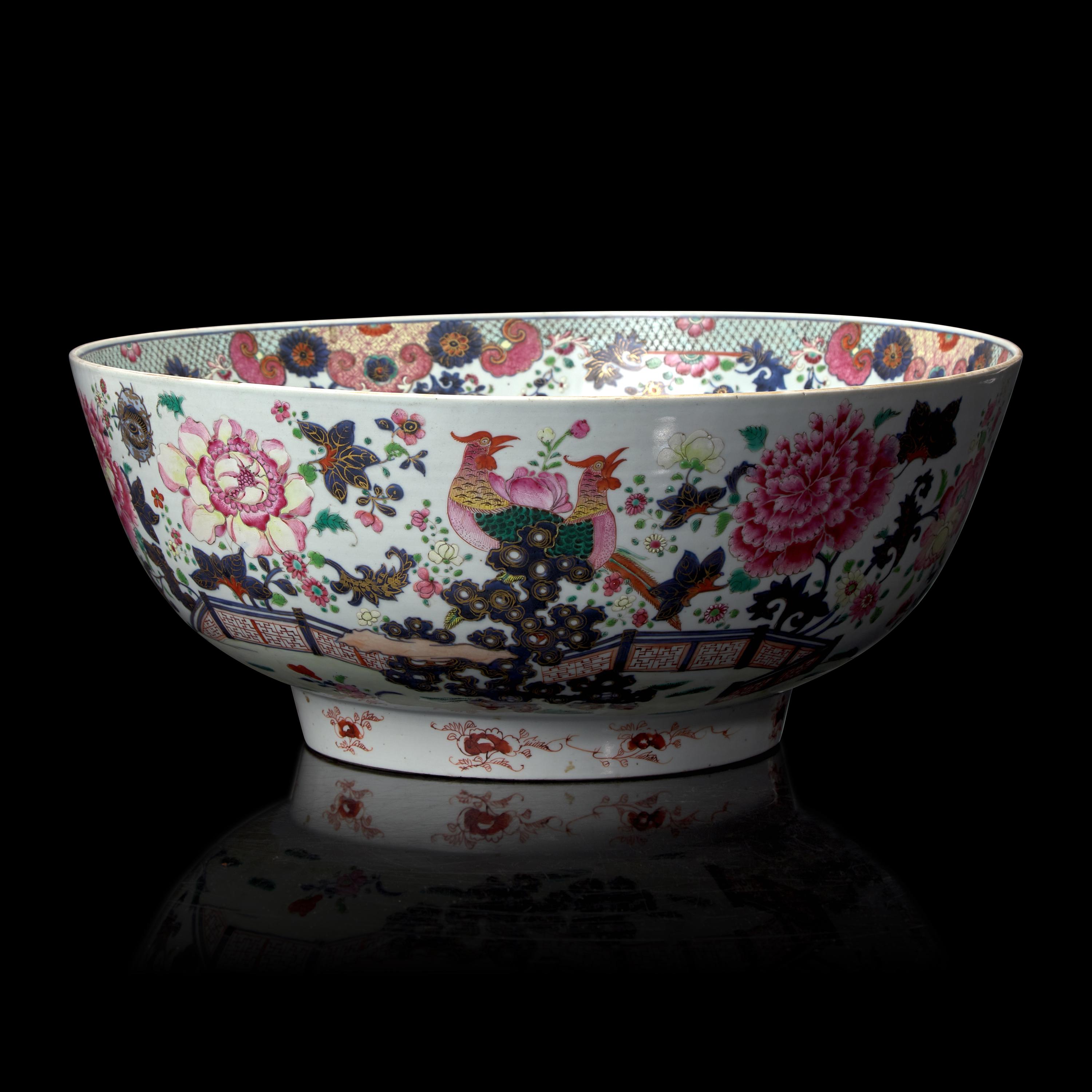 A Large Chinese Famille Rose 'Birds and Flowers' Punch Bowl, Qianlong Period 清乾隆 粉彩花鳥圖大碗