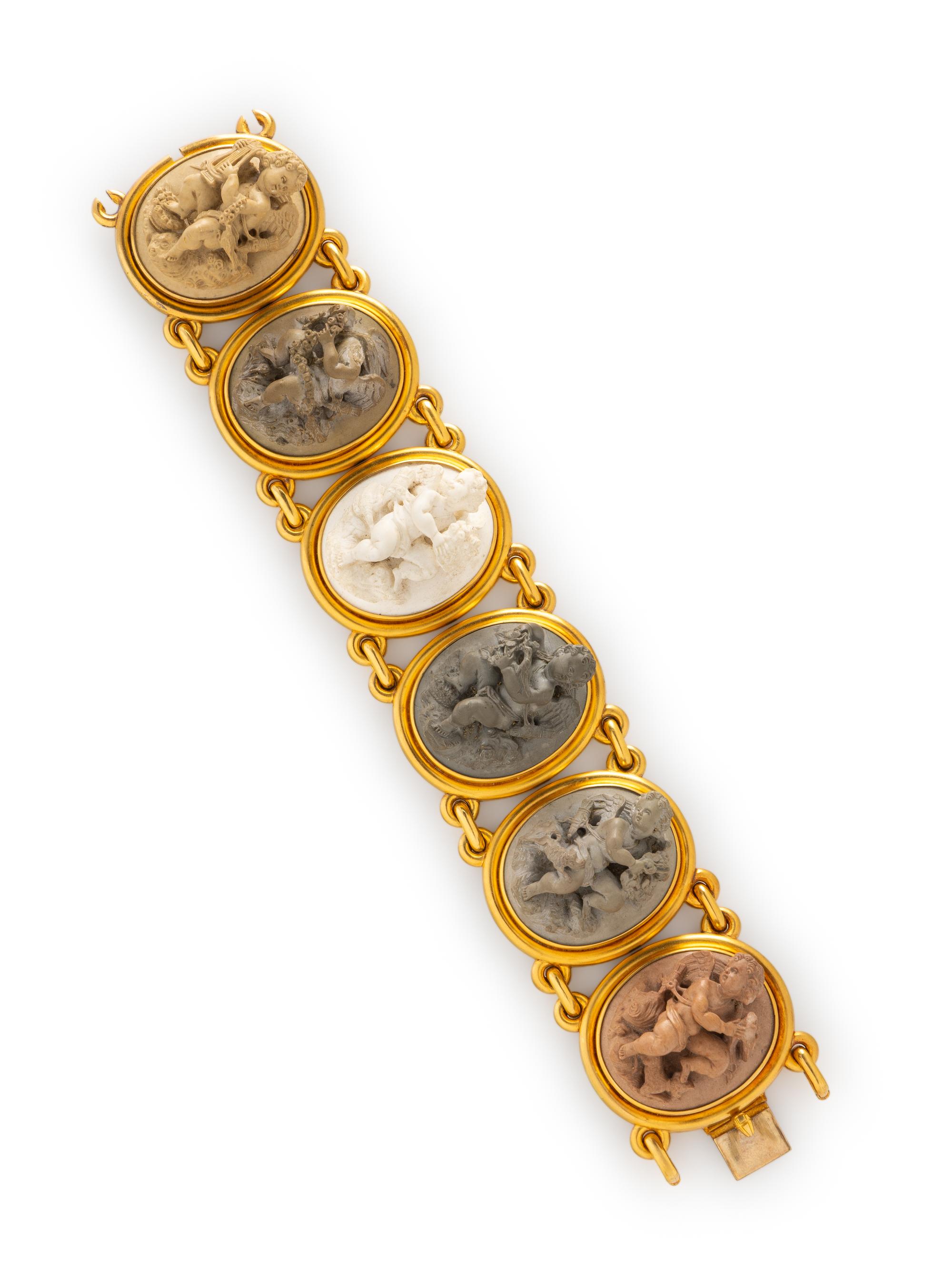 LAVA CAMEO AND YELLOW GOLD BRACELET