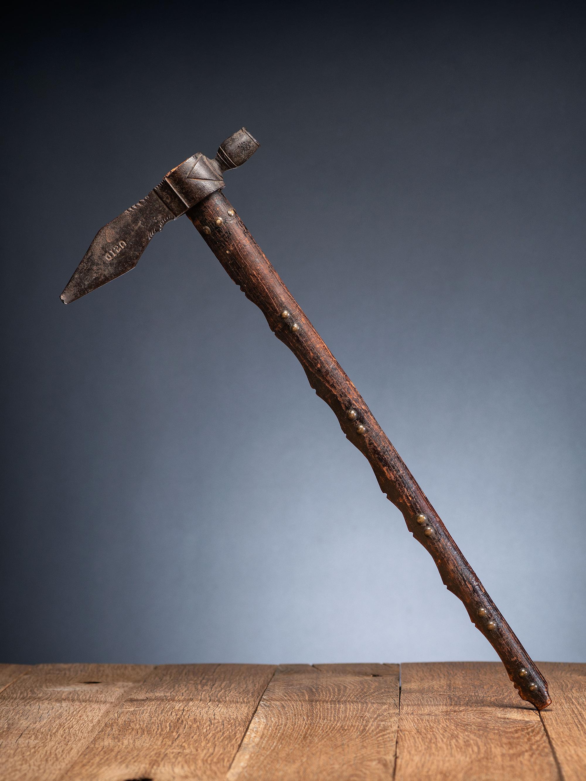 Western Plains Pipe Tomahawk, with Modified Head