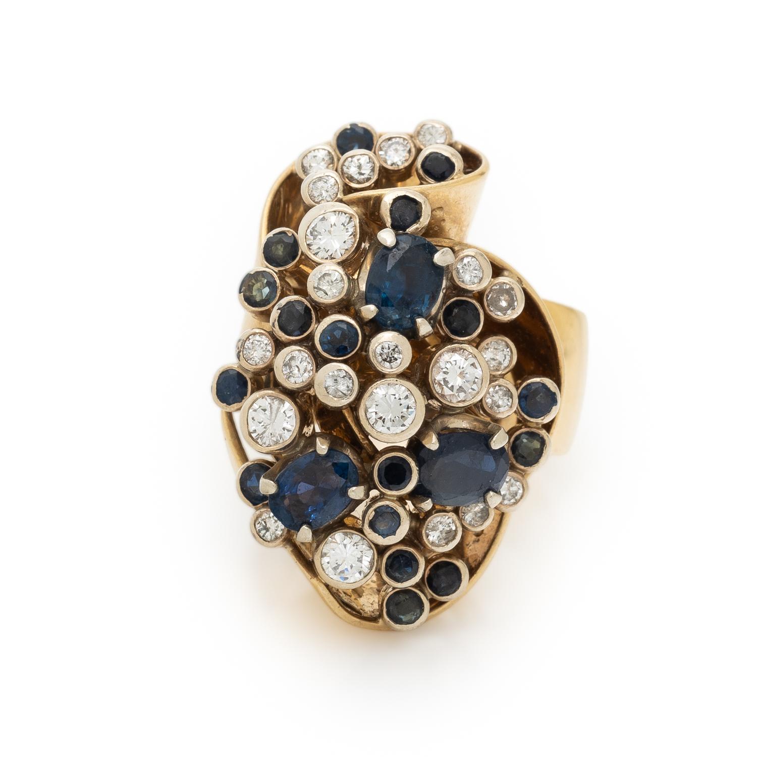 WACHLER, DIAMOND, SAPPHIRE, AND YELLOW GOLD RING
