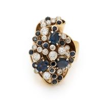 WACHLER, DIAMOND, SAPPHIRE, AND YELLOW GOLD RING