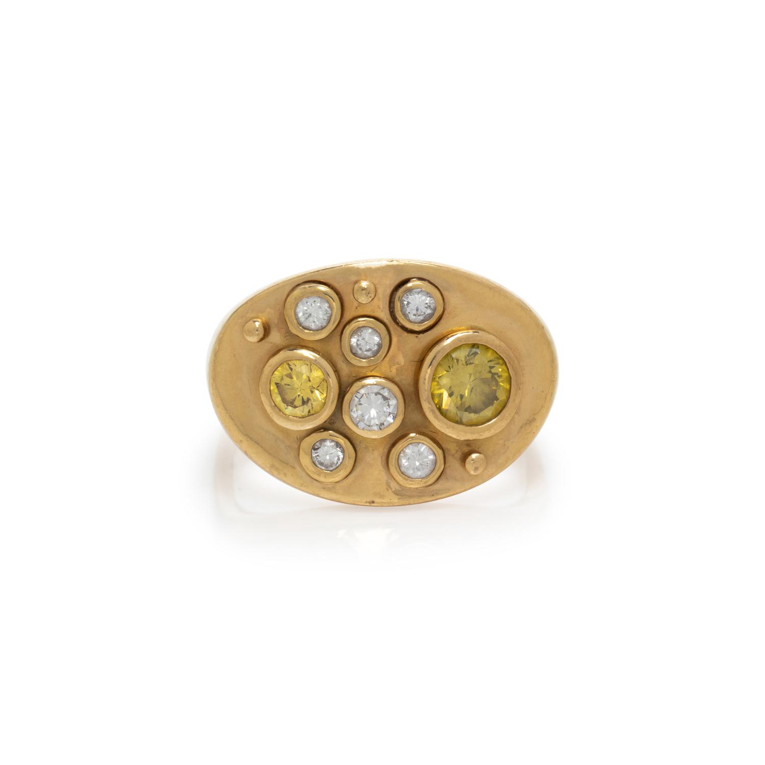 DIAMOND AND COLORED DIAMOND RING