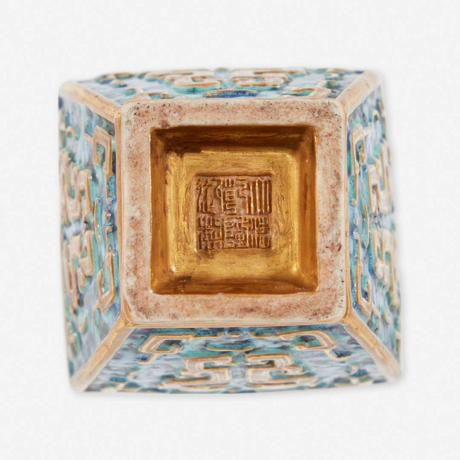 An unusual small Chinese archaistic enameled and gilt porcelain cabinet vase 倣古风格珐琅彩花瓶 Six-character "Da Qing Qianlong yuzhi" seal mark “??????”???