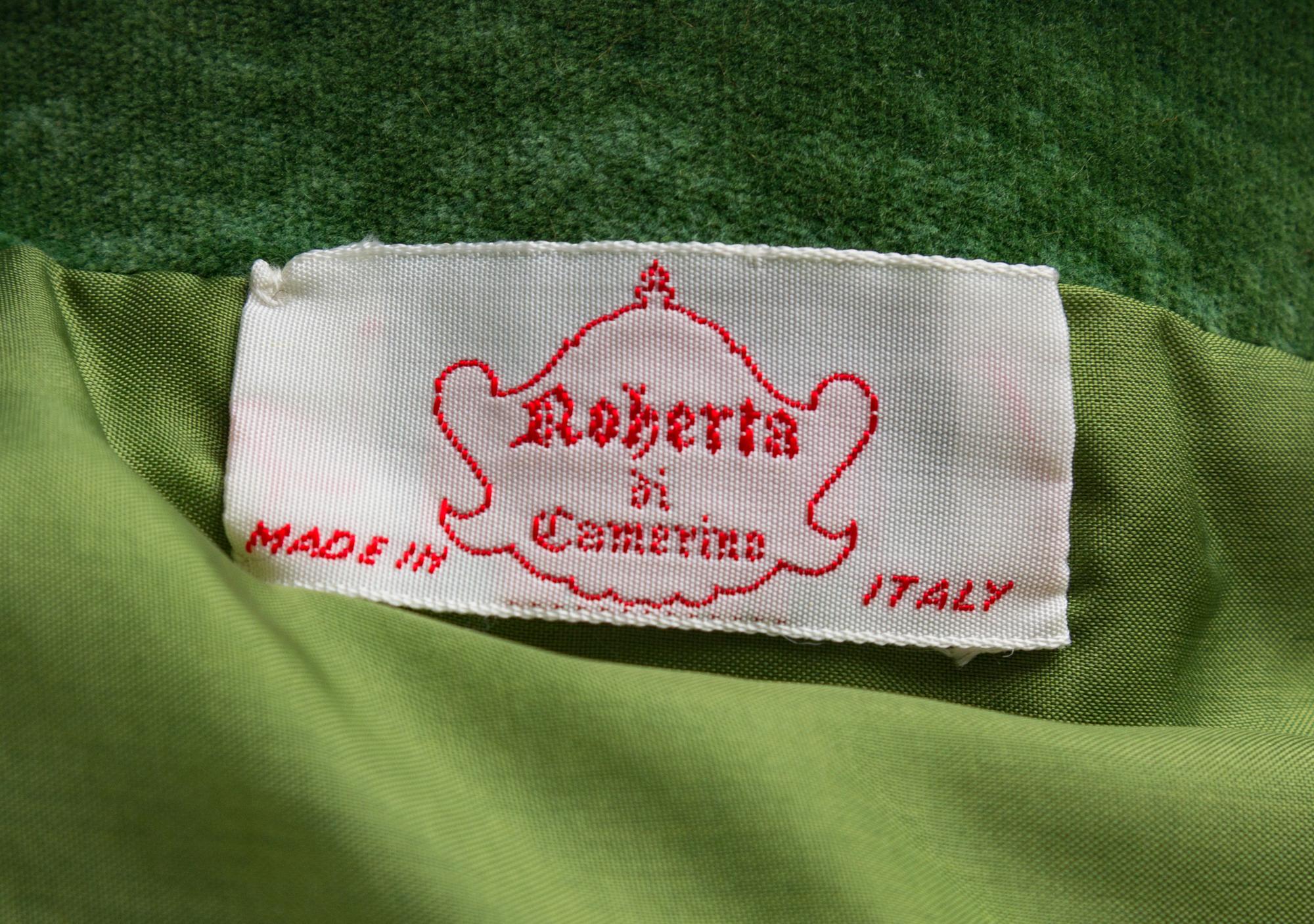 A Roberta di Camerino Emerald Green Velvet Coat, No size.