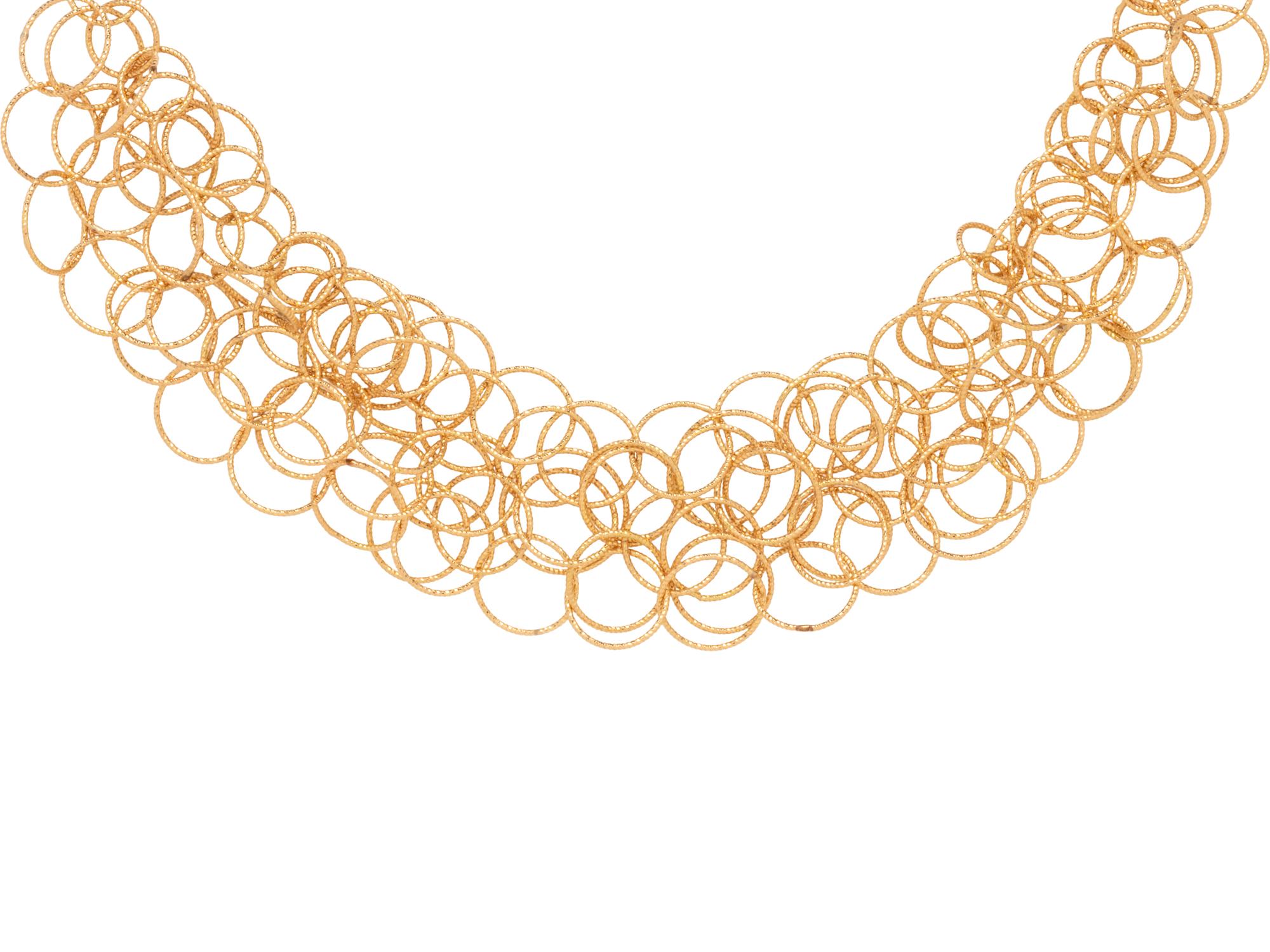 ROBERTO COIN, YELLOW GOLD 'MAURESQUE' NECKLACE